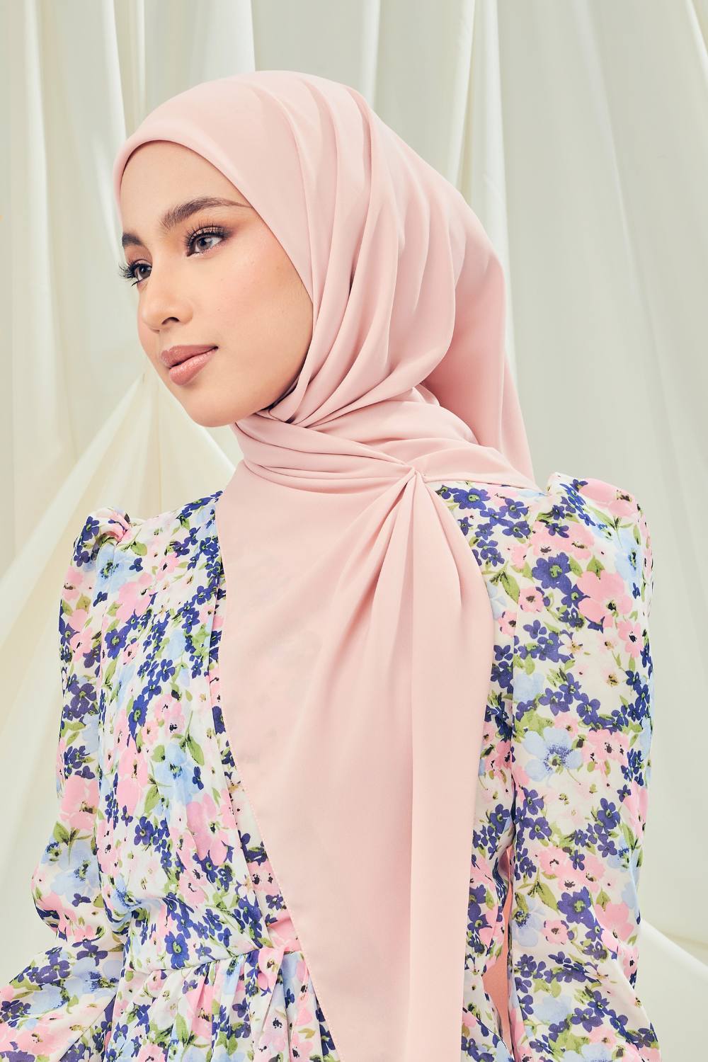 Petrascarves - Alyssa Basics Square (Blush Pink)