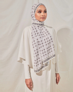 Petrascarves X Syfqhakmr Collection Shawl - Gunpowder Gray & White
