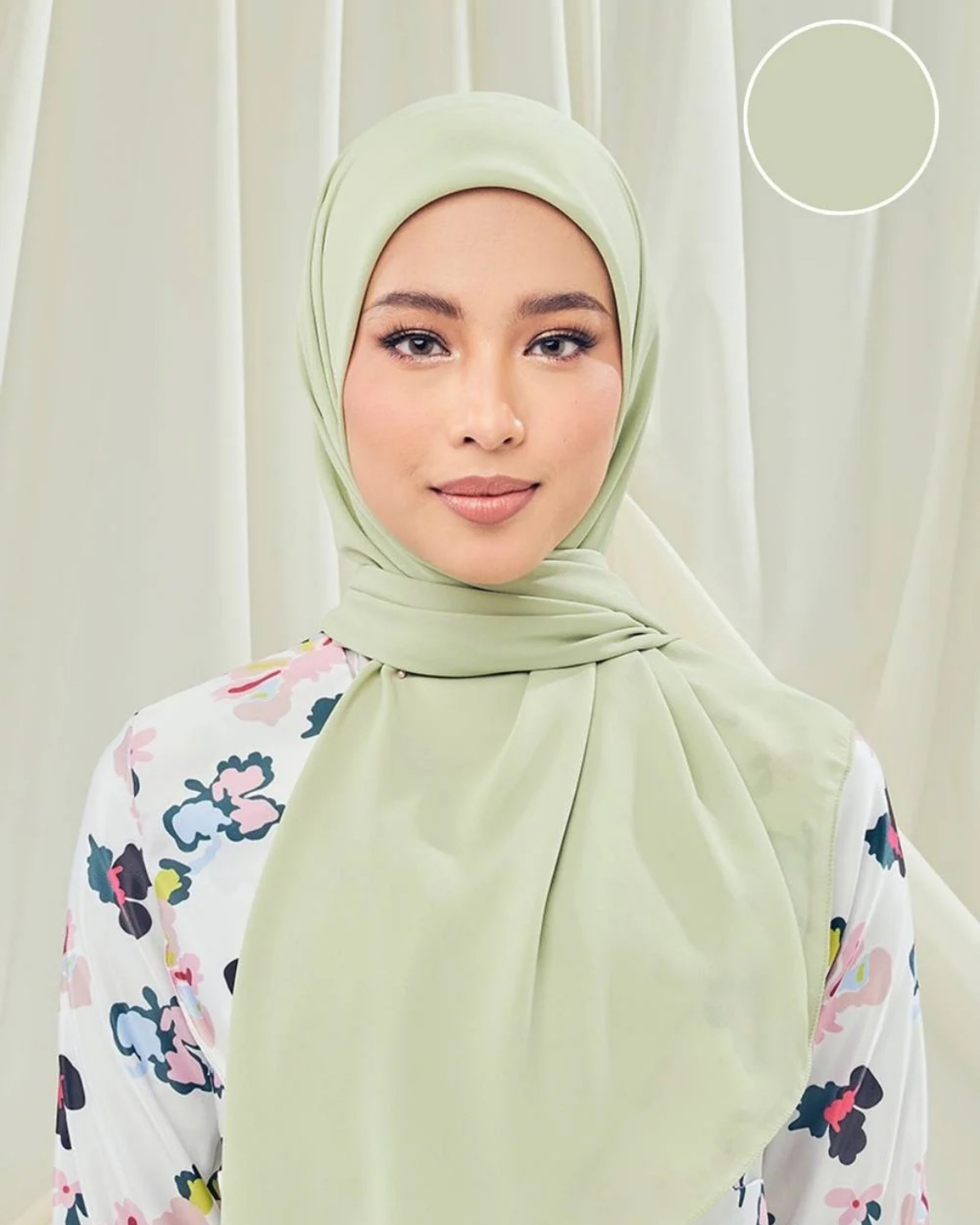 Petrascarves - Alyssa Basics Square (Apple Tea)