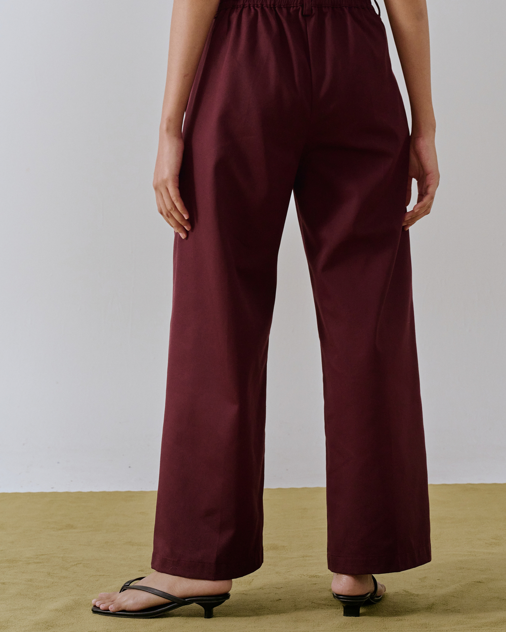 DEMI High-Waisted Pants - Maroon
