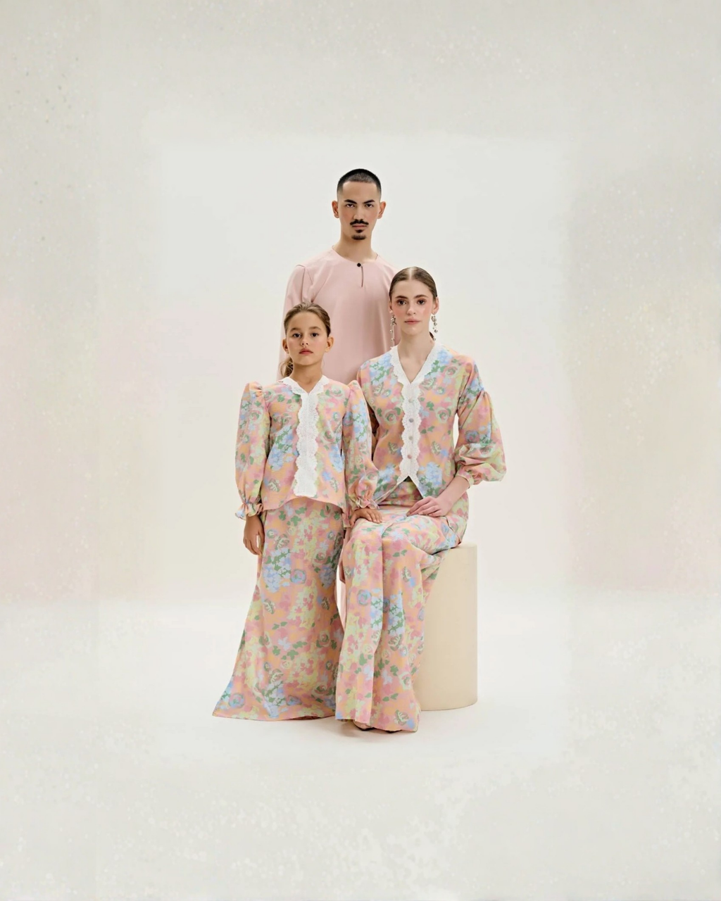 Clara Abstract Cuffed Modern Kebaya