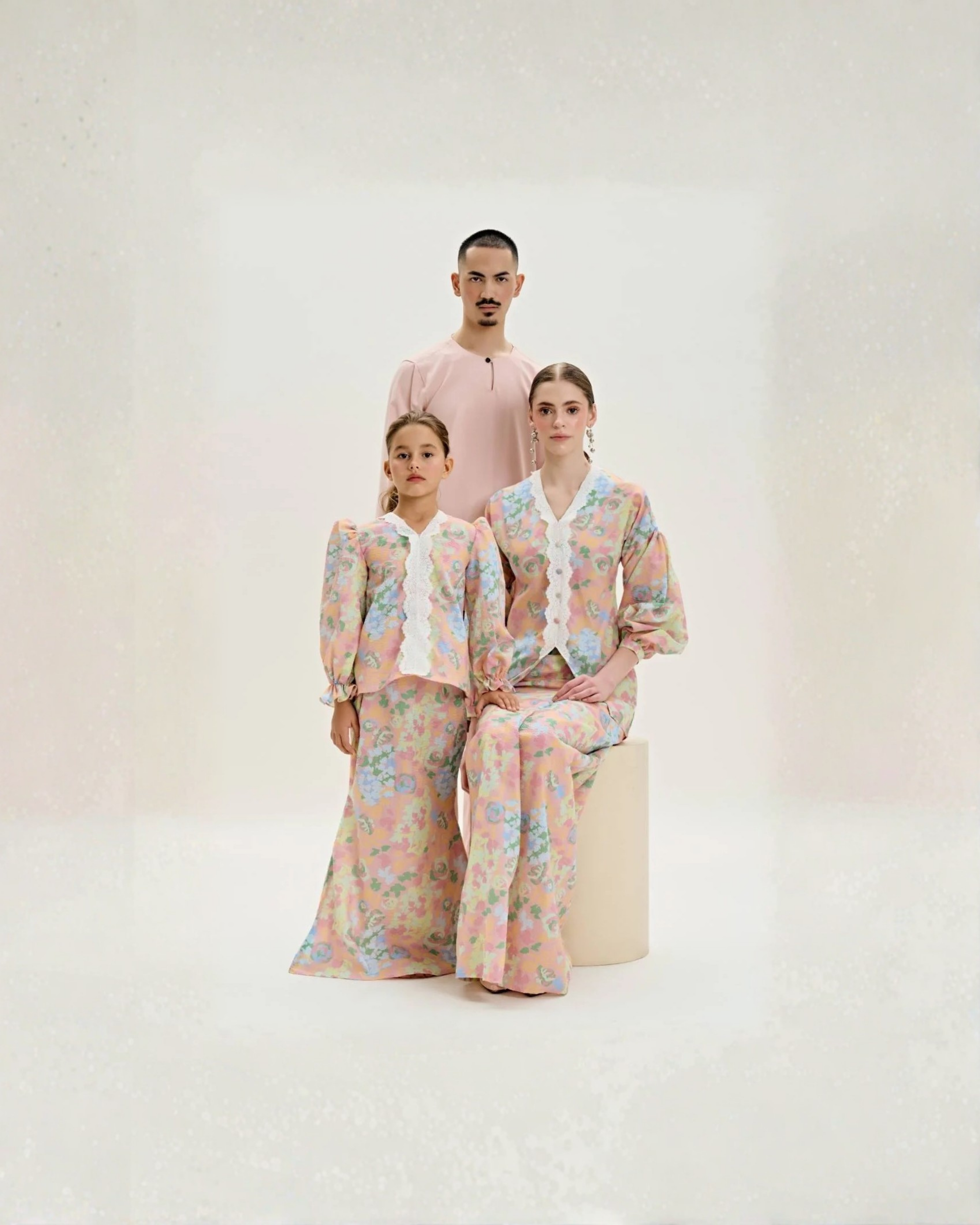 Clara Abstract Cuffed Modern Kebaya
