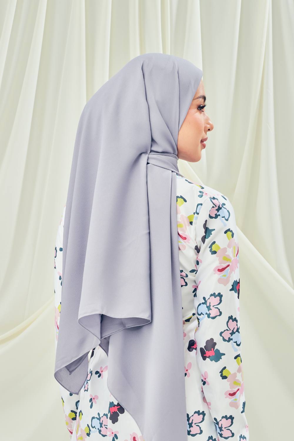 Petrascarves - Alyssa Basics Square (Dusty Grey)