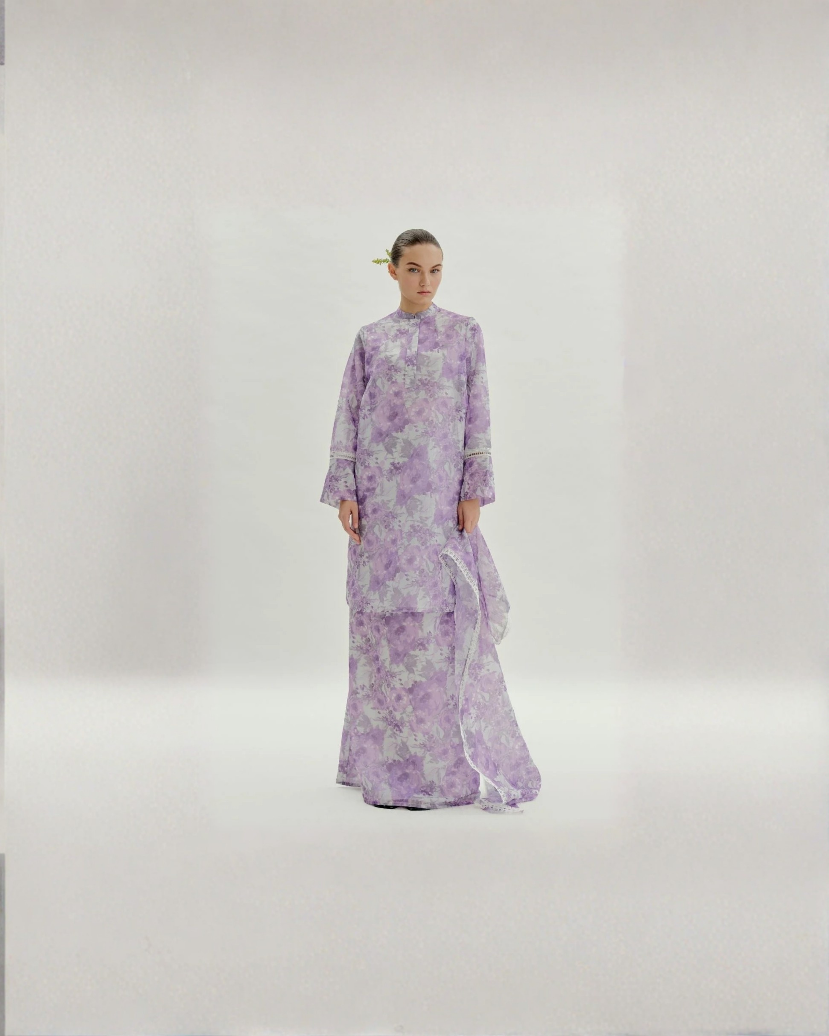 Solana Organza Kurung Labuh With Shawl (Purple)
