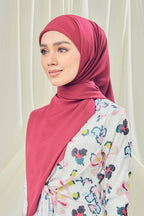 Petrascarves - Alyssa Basics Square (Scarlet)