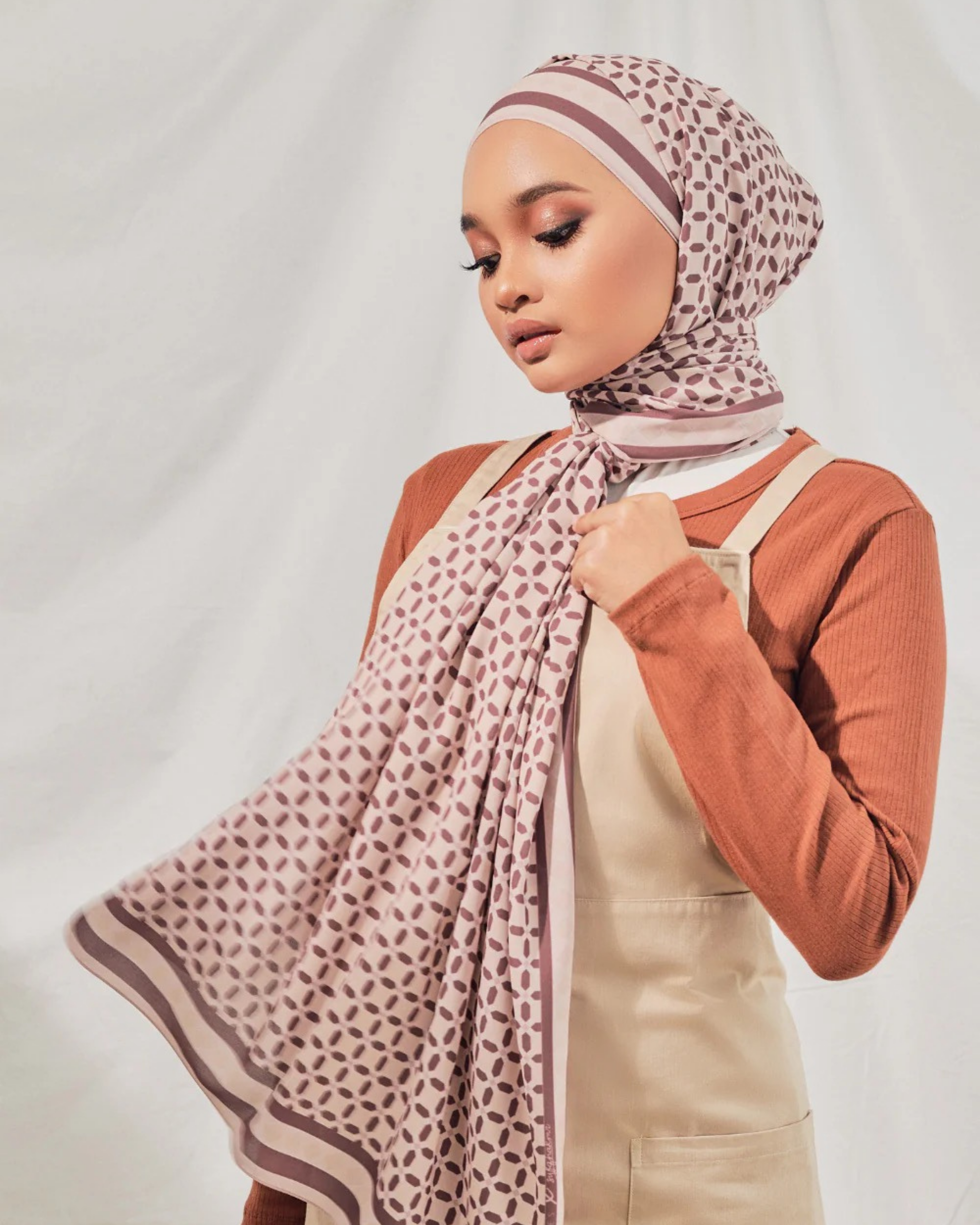 Petrascarves X Syfqhakmr Collection Shawl- Muted Pink & Maroon