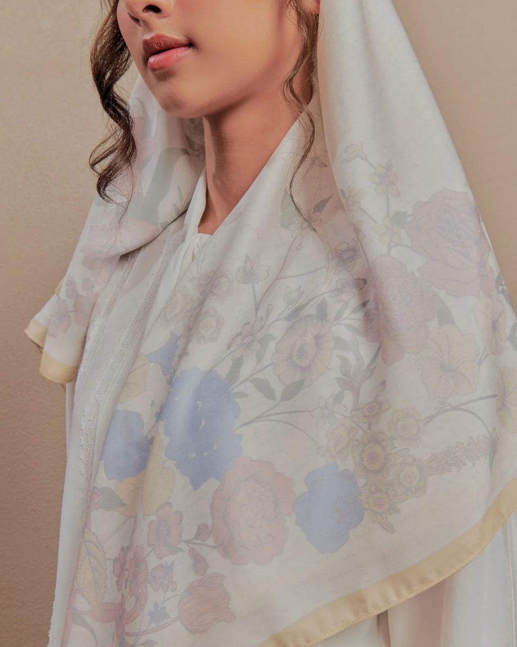 Petrascarves Blossom Raya Collection Square (Pastel Yellow)