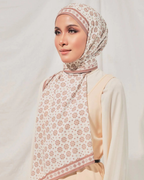 Petrascarves X Syfqhakmr Collection Shawl - Nude & Brown