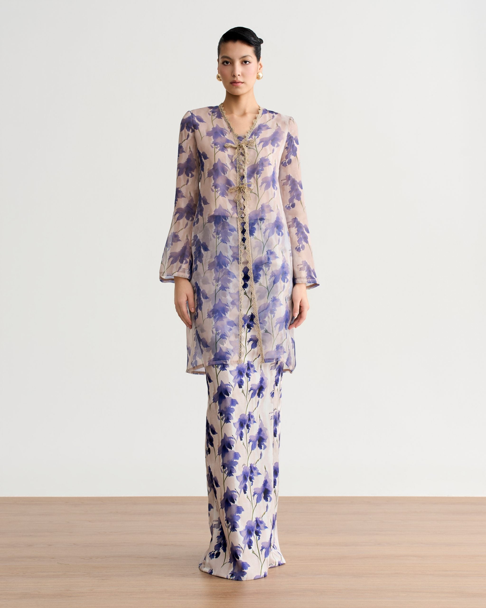 Sireya Organza Long Kebaya