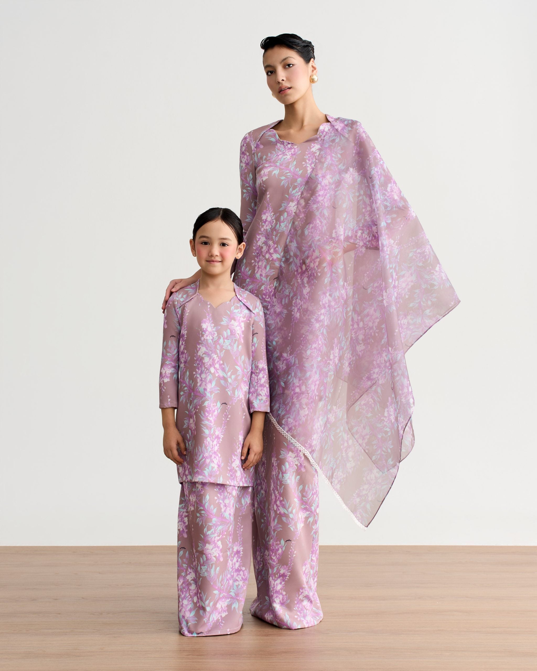 Inesa Scallop Kurung Pahang