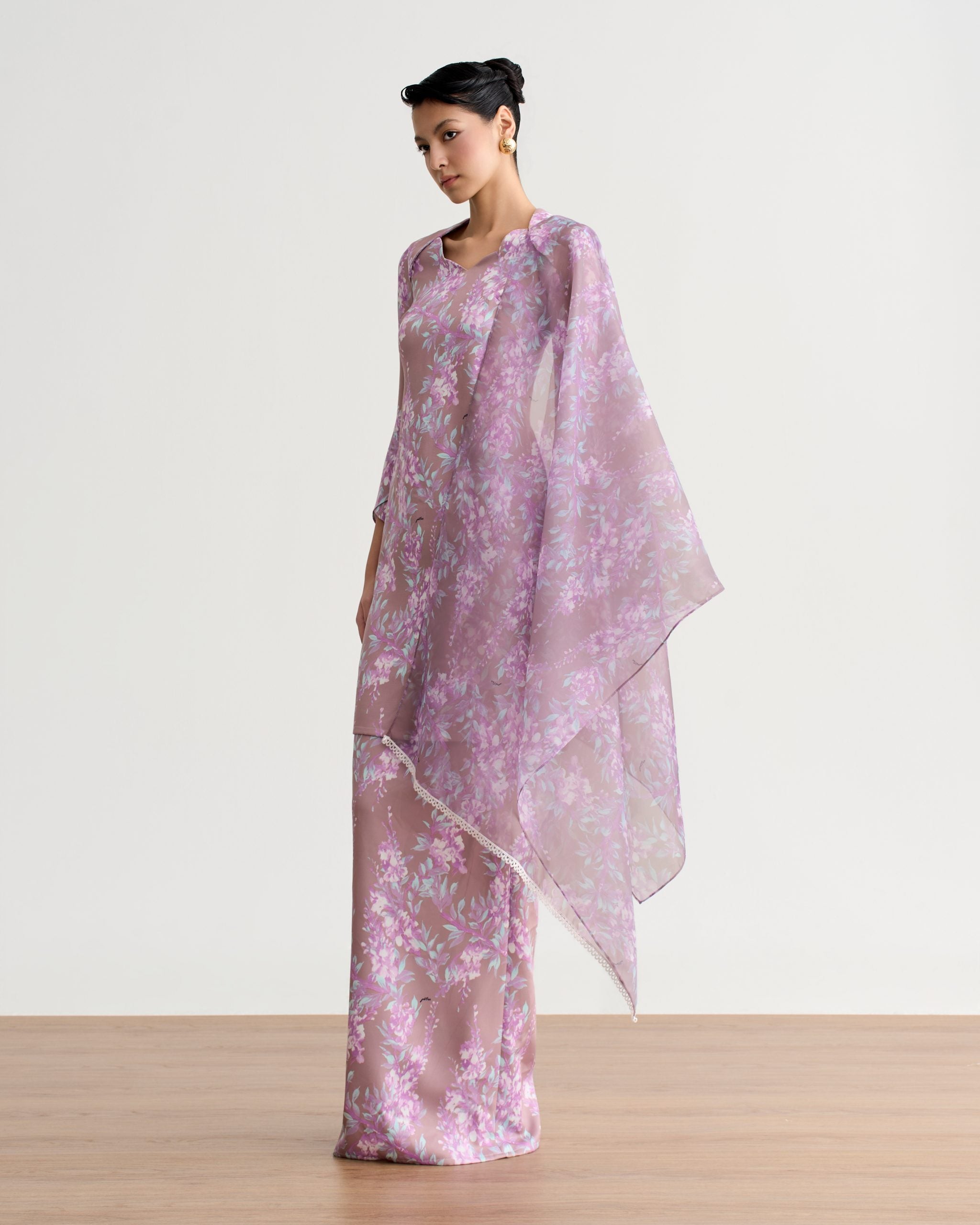 Inesa Scallop Kurung Pahang