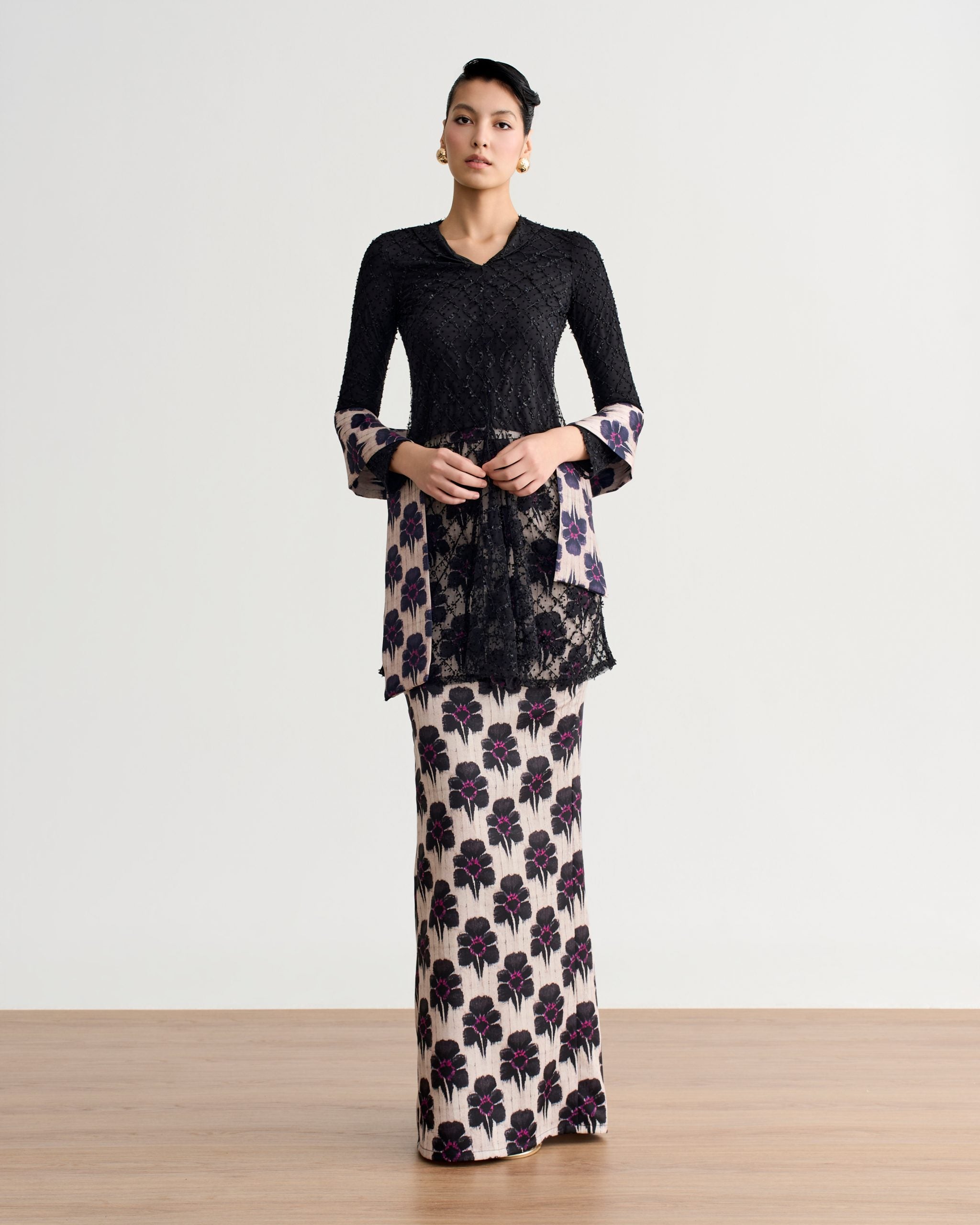 Maelis Kebaya Kurung