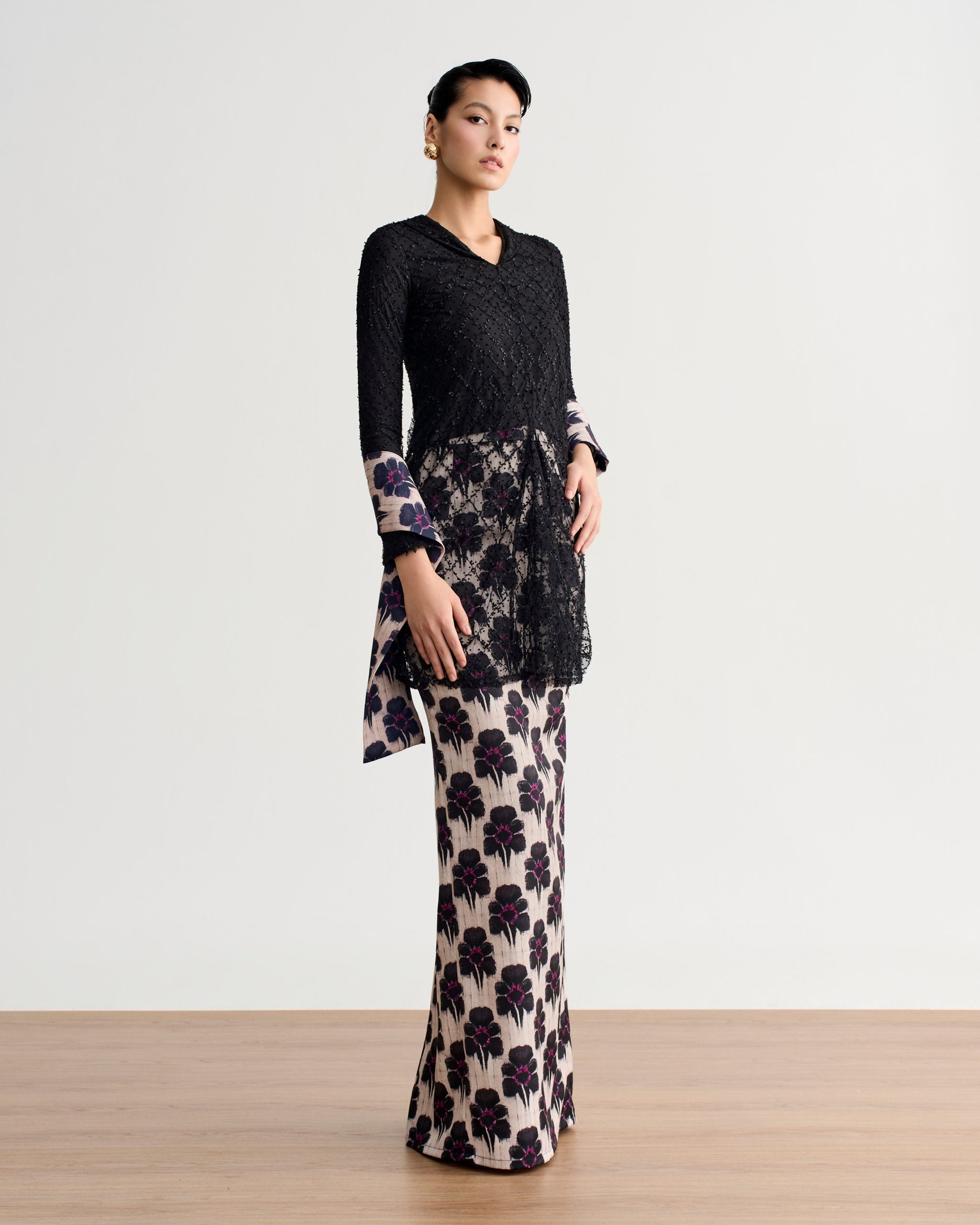 Maelis Kebaya Kurung