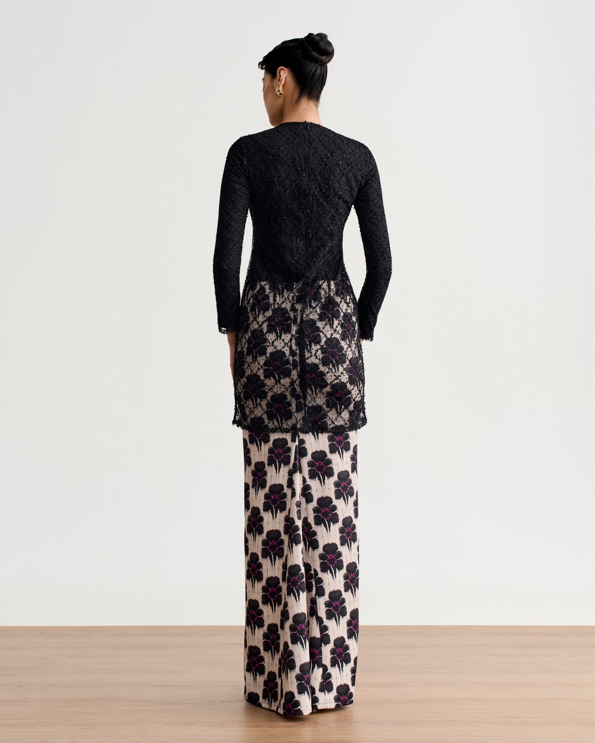 Maelis Kebaya Kurung