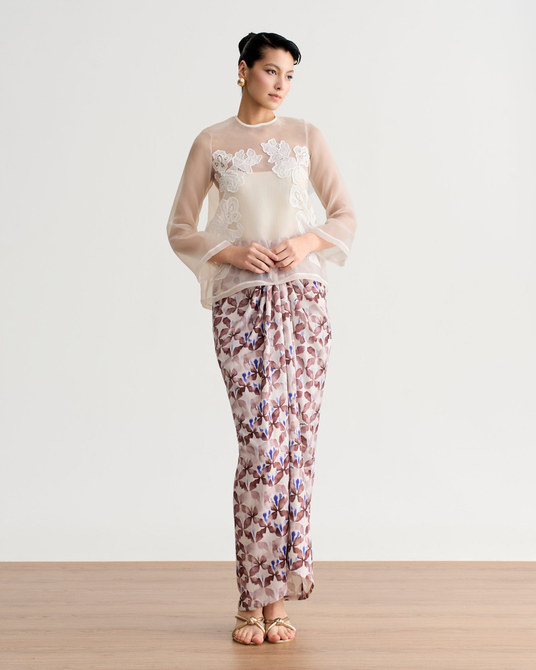 Idalia Organza Kurung Kedah In Brown