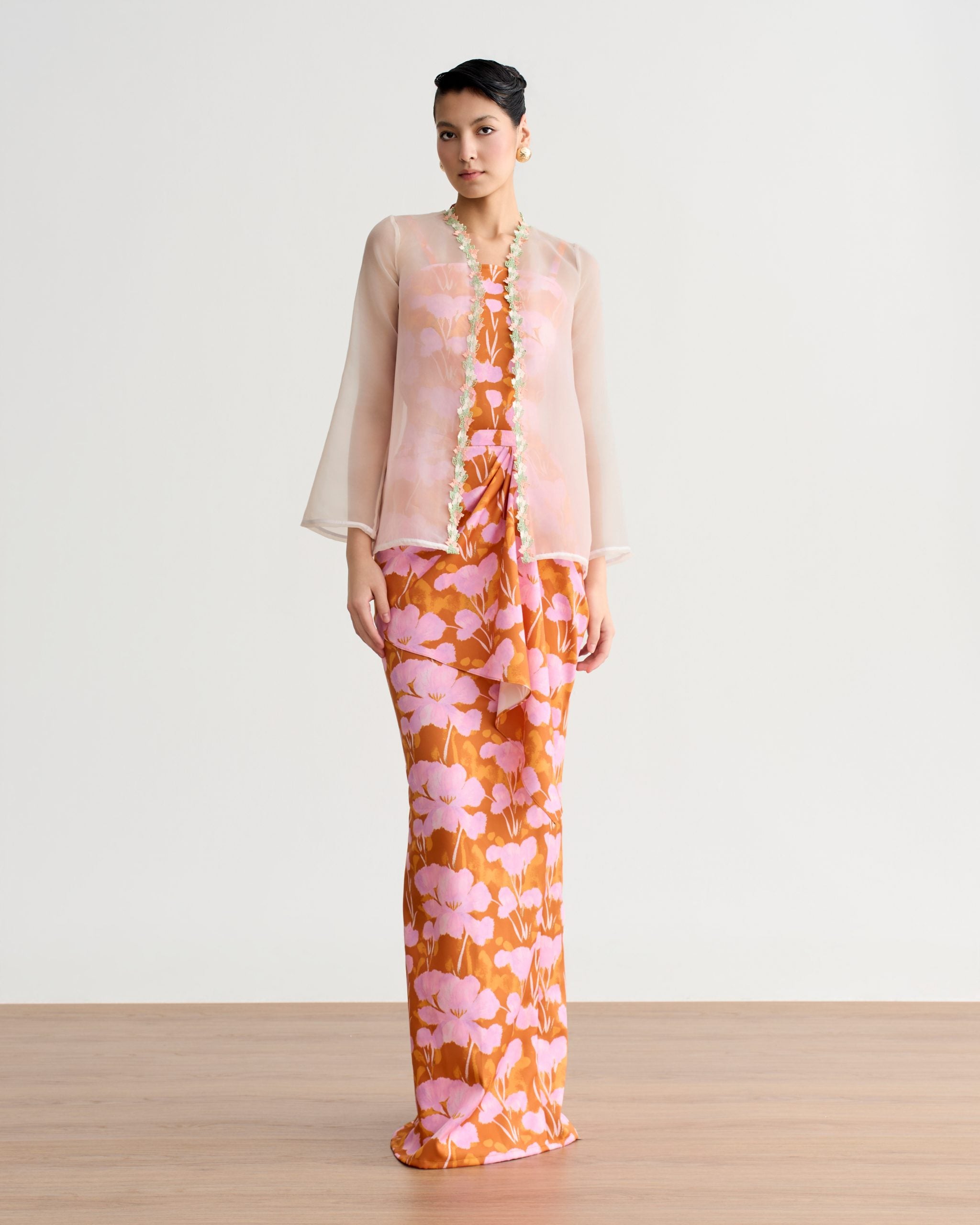 Vanessa Organza Kebaya