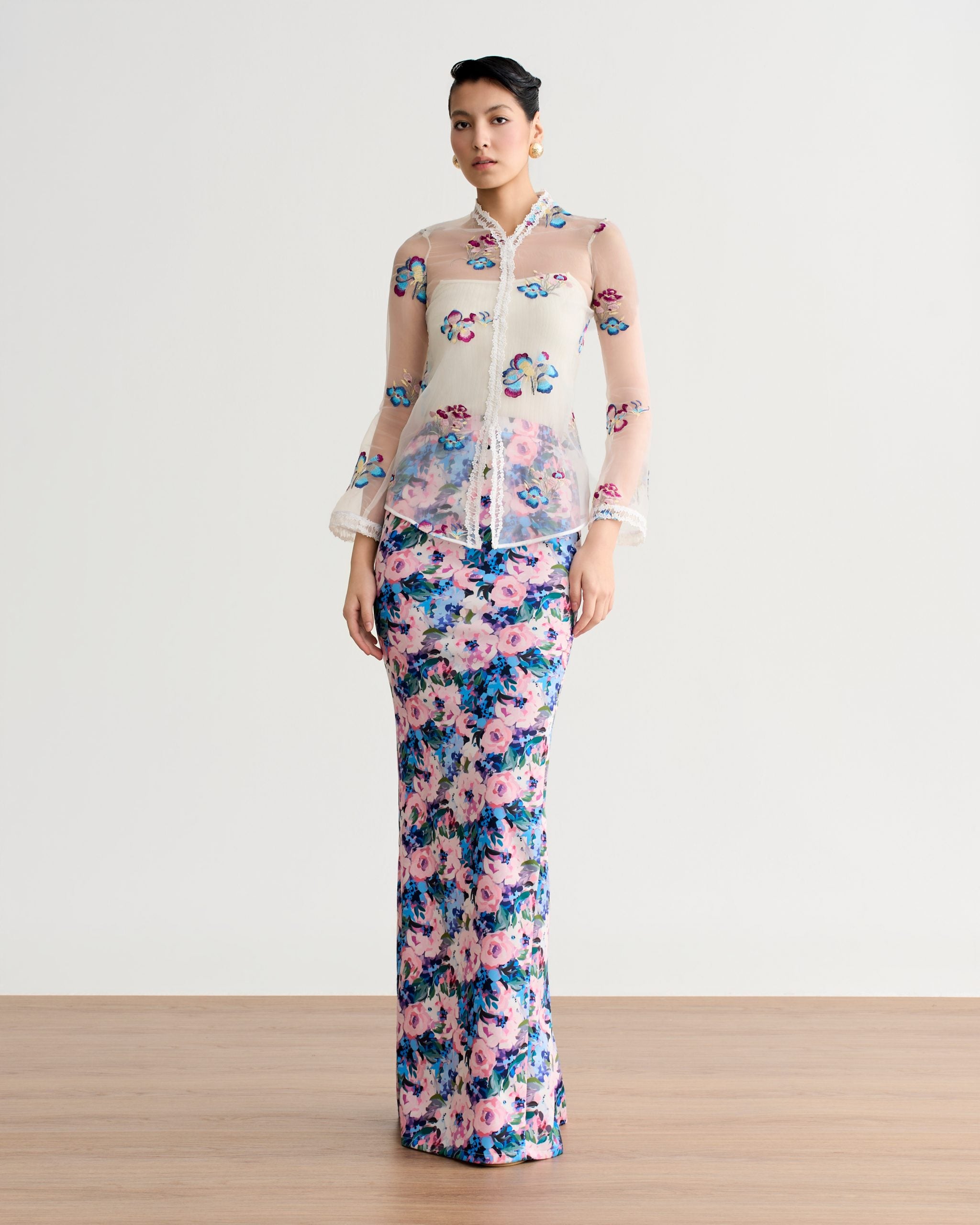 Lylia White Trim Organza Kebaya