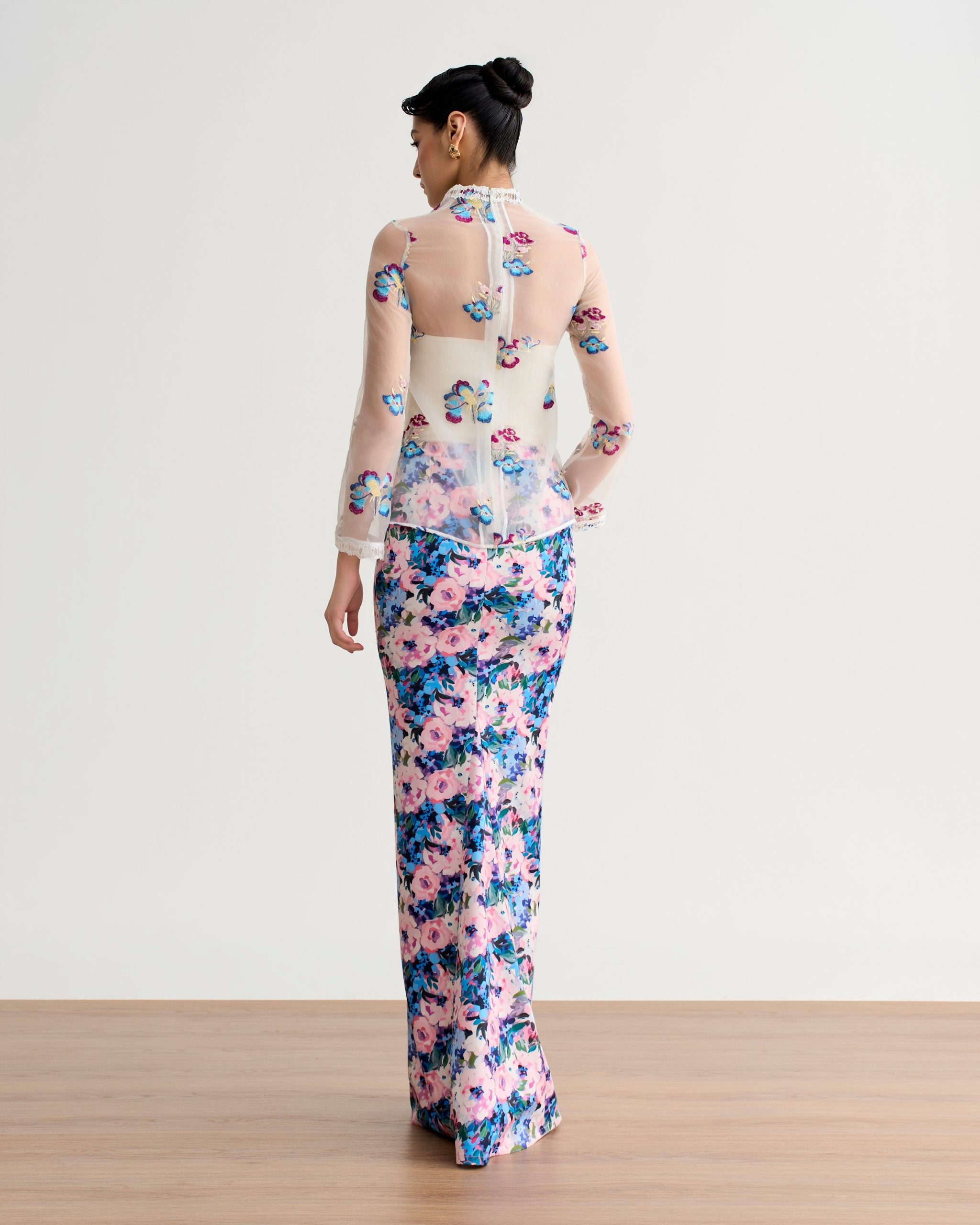 Lylia White Trim Organza Kebaya