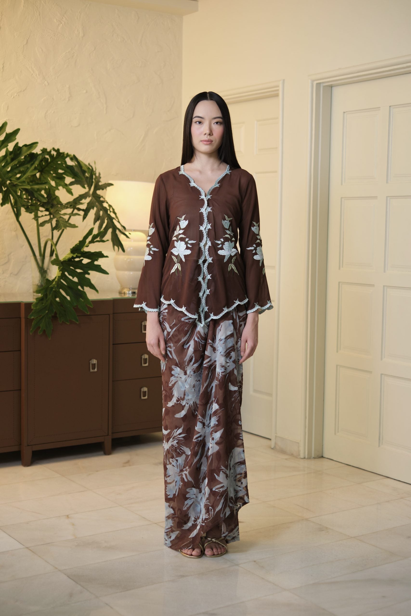 Lastika Embroidered Kebaya Brown