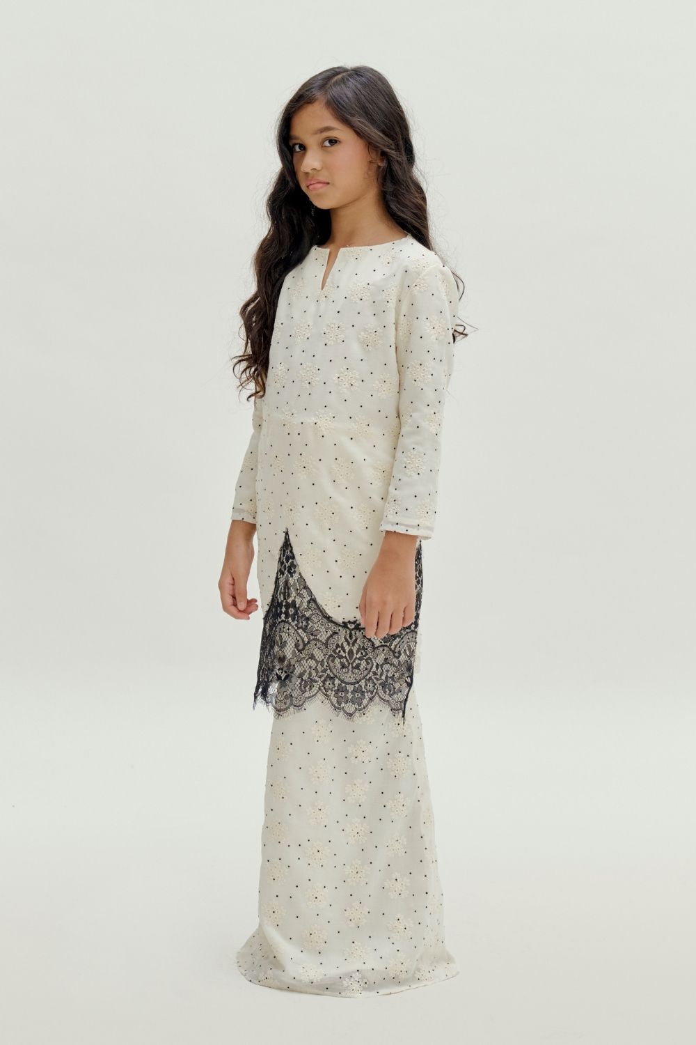 Aquila Eyelet Cotton Lace Modern Kurung Kids