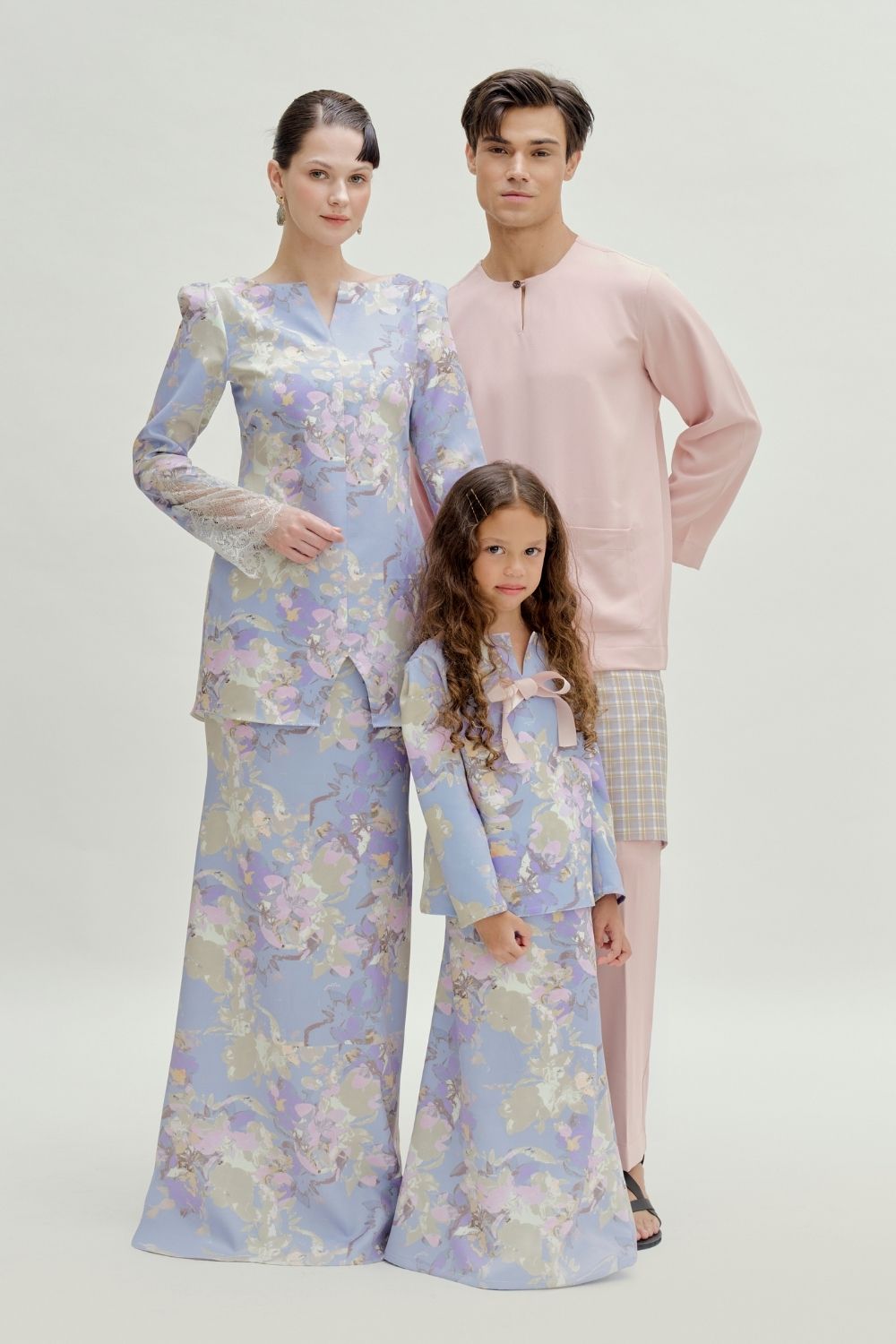 Azalea Lace Mini Kurung