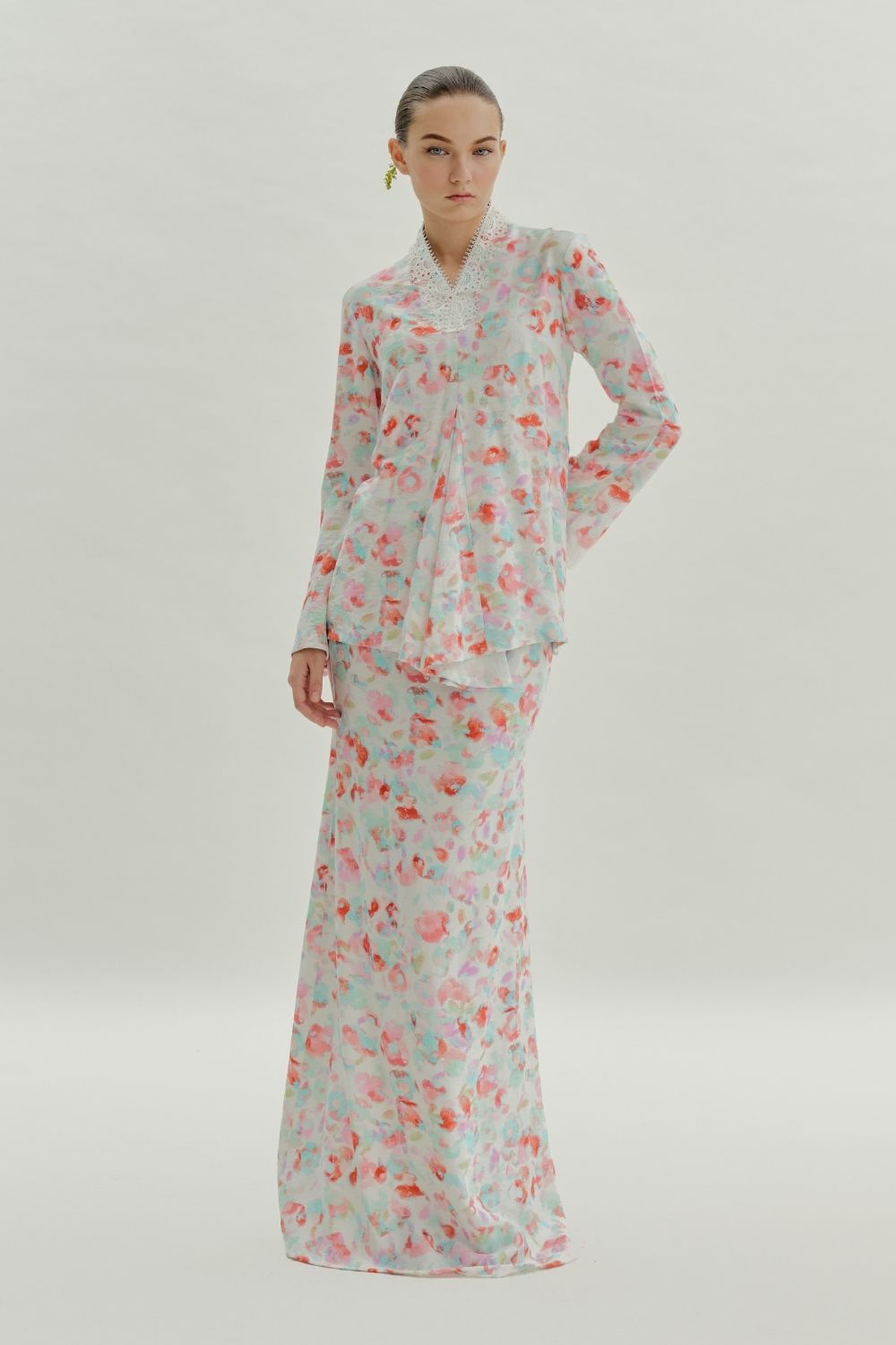 Diyanah Lace Mini Kurung