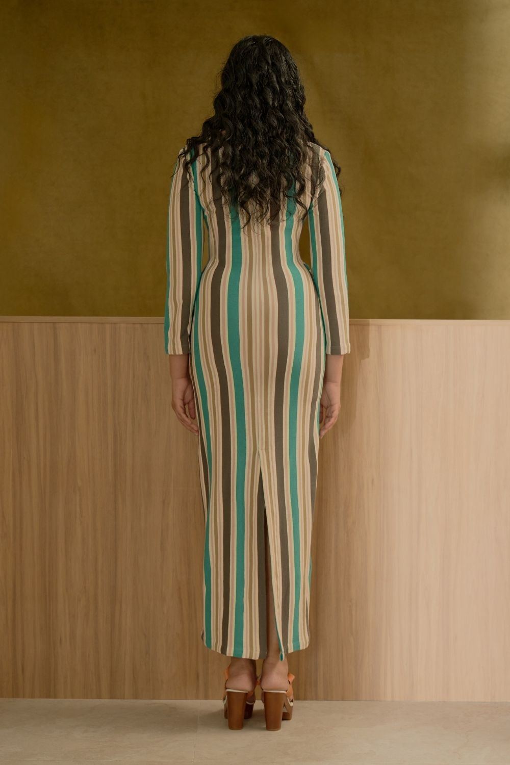 Le Robe Raye (Light Green/Nude)