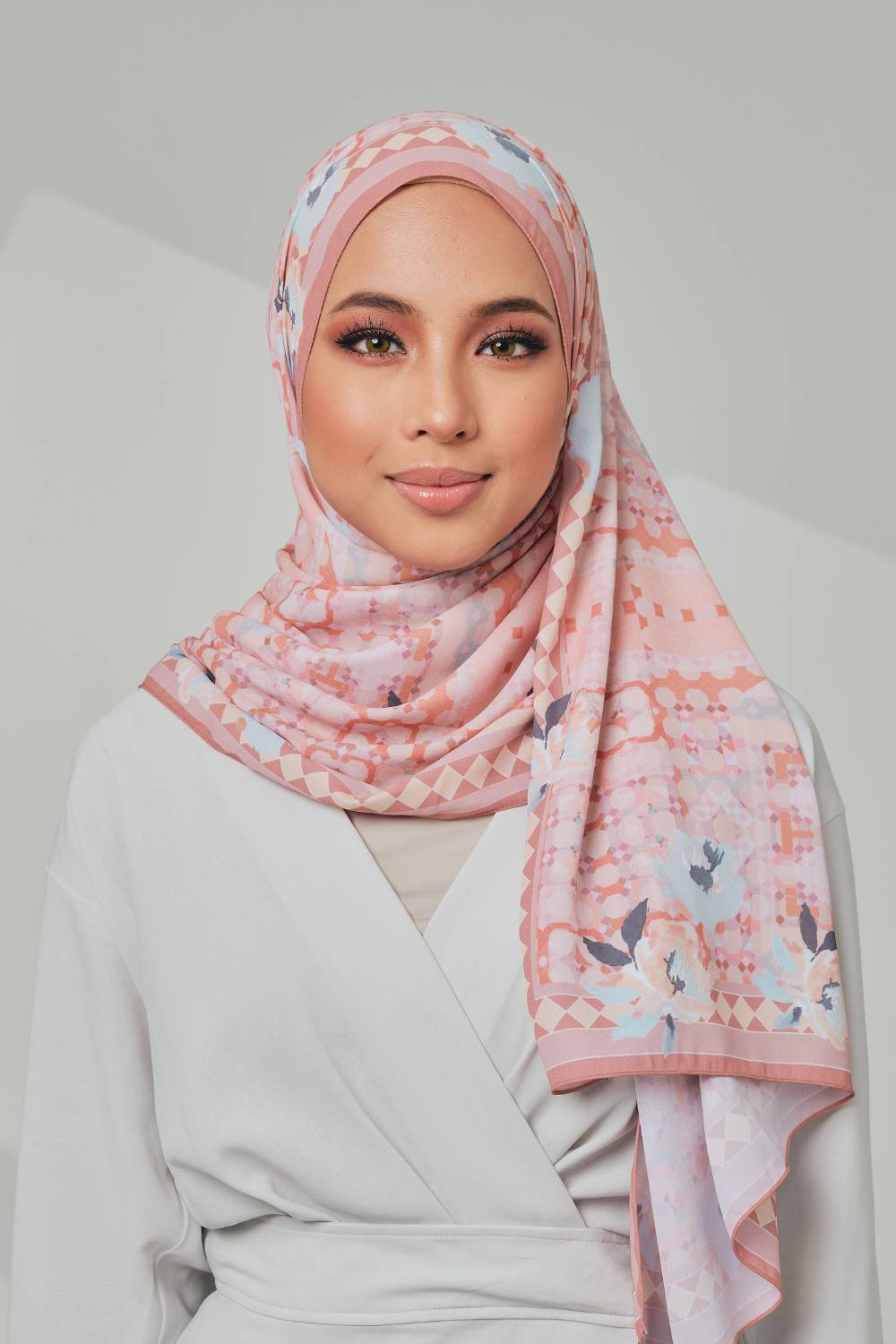 Petrascarves Antalya Collection Shawl (Orange Topaz)