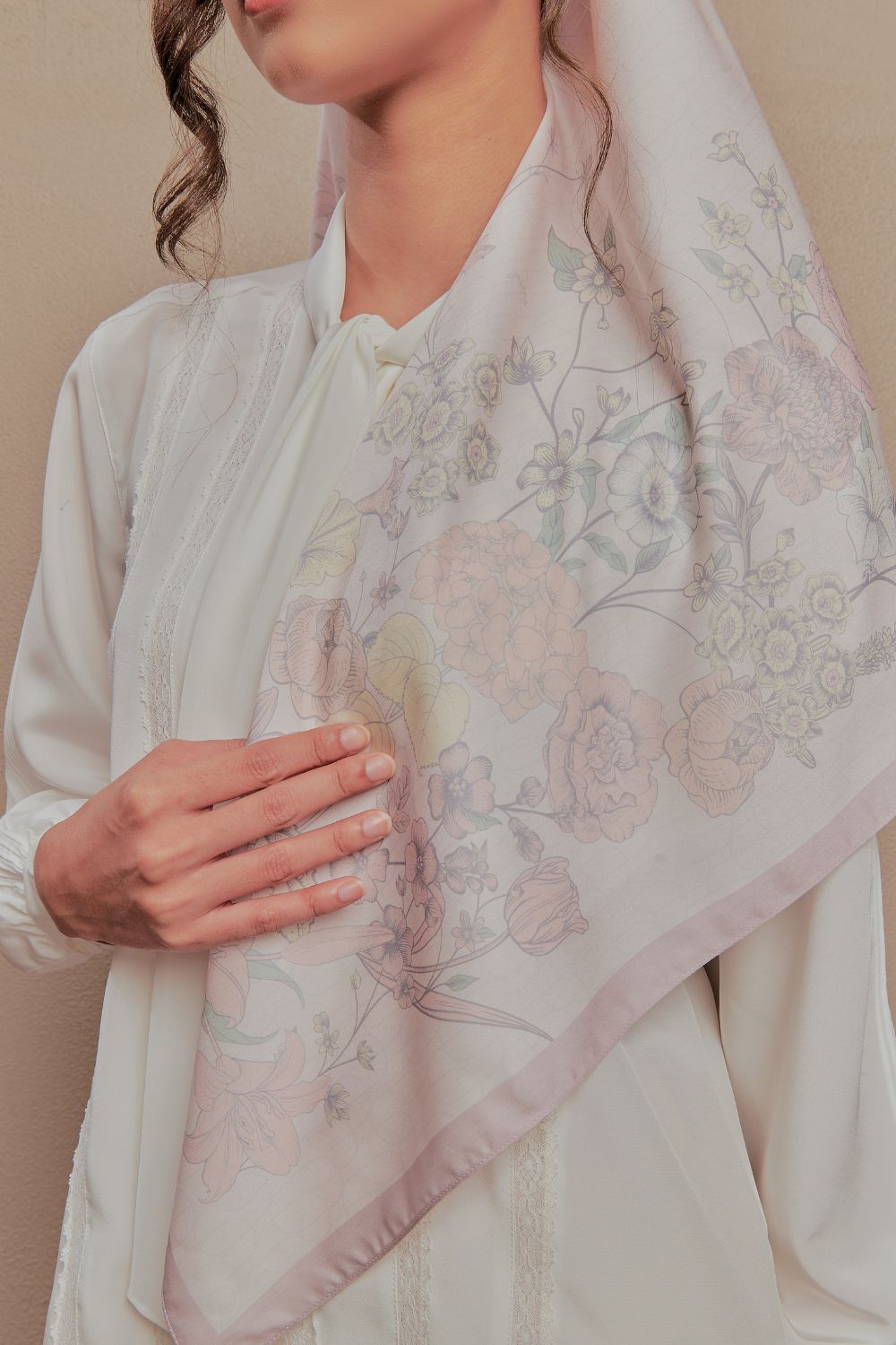 Petrascarves Blossom Raya Collection Square (Pinkish Nude)