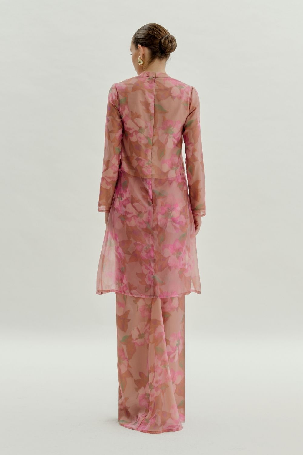 Roselyn Organza Kurung Pahang