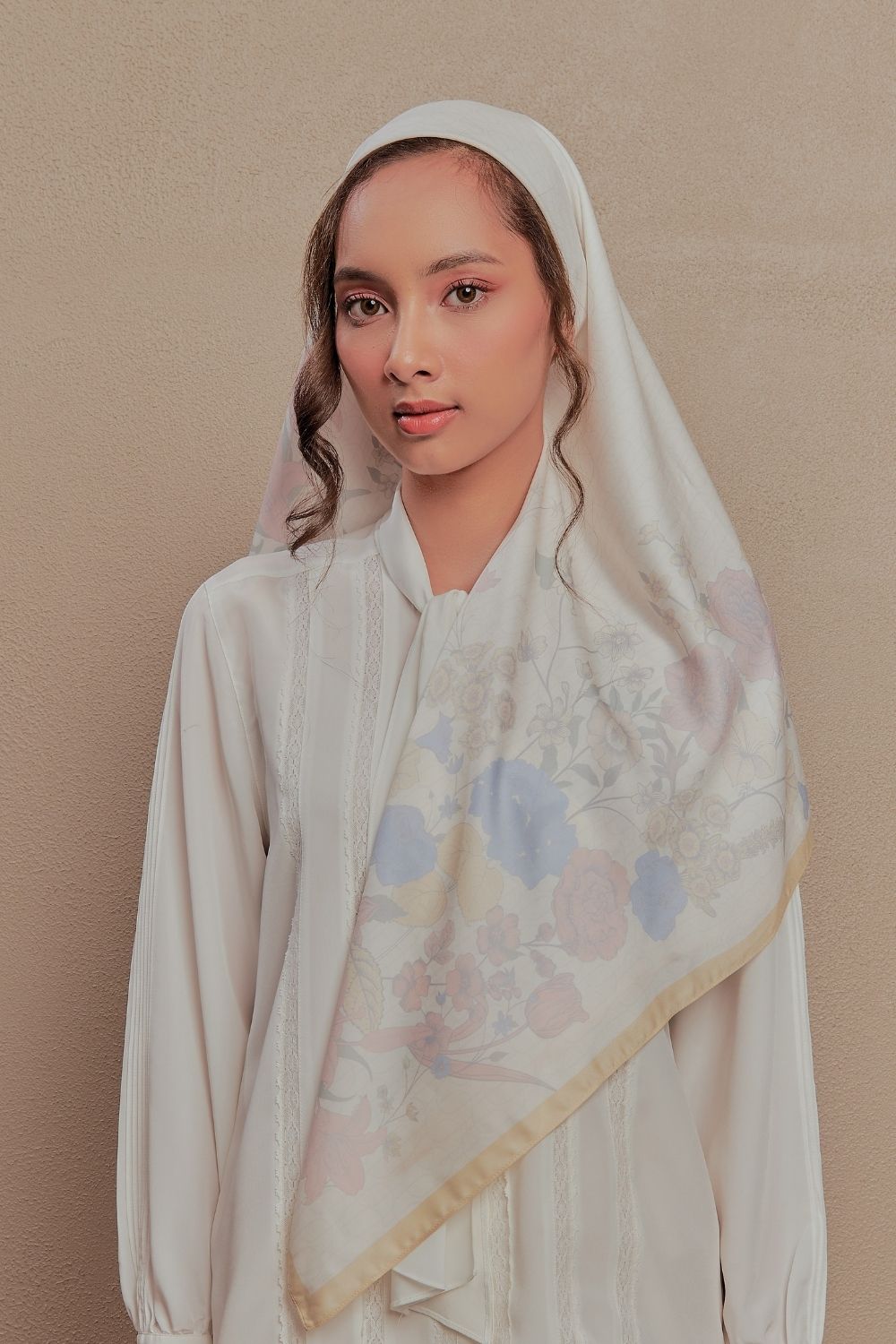 Petrascarves Blossom Raya Collection Square (Pastel Yellow)