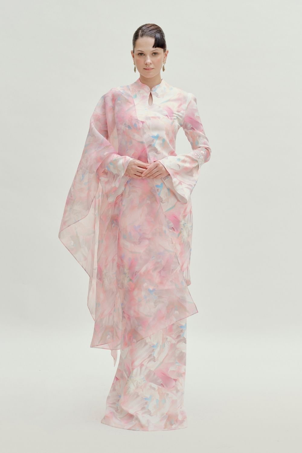 Yolanda Mandarin Modern Kurung With Organza Shawl