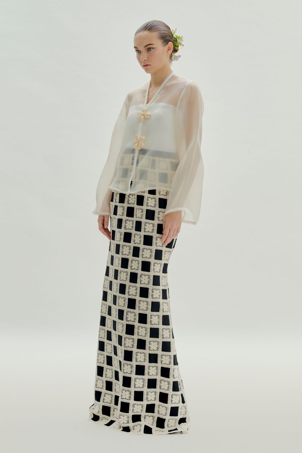 Zendaya Organza Modern Kebaya